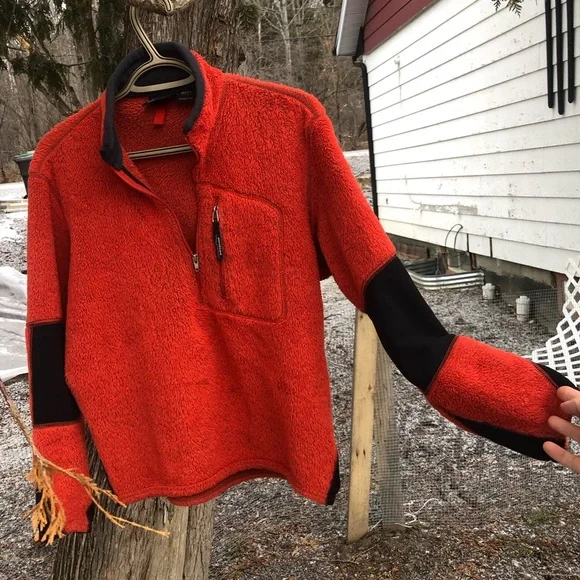 Patagonia Red Regulator Polartec Fleece Zip-Up Jacket with Black Collar - Picture 7 of 7